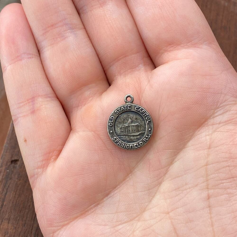Vintage Bates & Klinke 925 Sterling "Old State Capitol Springfield Ill" Charm